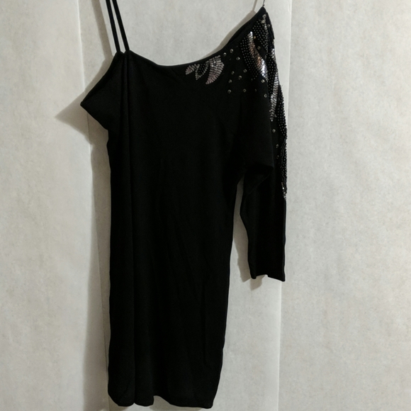 80% OFF NWT Bellatrix  1shoulder dress Sz M - Picture 2 of 6